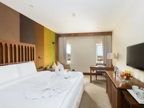 Al Falaj Hotel - Secure City Escape in Muscat - Room