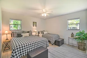 Riverside New Magnolia Springs Home w/ Dock, Beach - Innenbereich