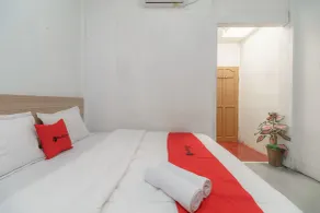 RedDoorz Syariah near Paradiso Beach Sabang - Zimmer