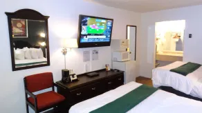 Baymont by Wyndham Petoskey - Chambre