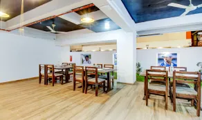 Treebo The Pavilion, Railway Station - Restaurant
