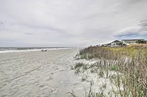 Couple’s Retreat w/ Balcony in Surfside Beach! - Interior