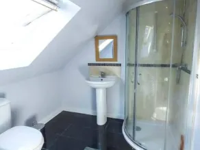 Gwdihw - Baño