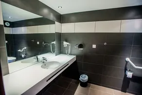 Fasthotel Montmarault - Bagno