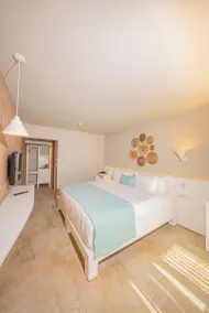 Kairos Valley Health & Nature Resort - Room
