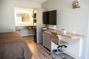 Columbus Inn and Suites - Zimmer