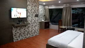 Hotel Shreemoyee Inn - Kamakhya Temple - View from room
