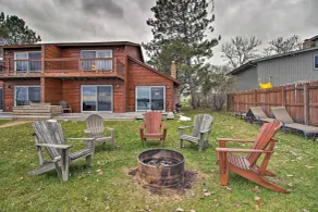 Breezy Point Escape w/ Views, Dock & Fire Pit! - Innvendig