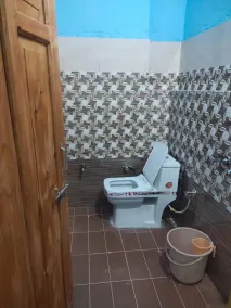 Rishi River View - Bathroom