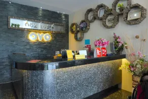 OYO 89457 682 Lodge - Receção