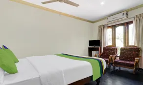 Itsy Hotels The Waters Edge Beach Resort - Room