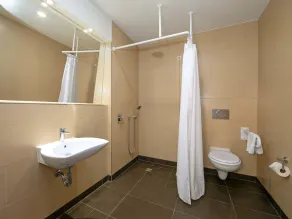 B&B HOTEL Berlin-Adlershof - Bathroom