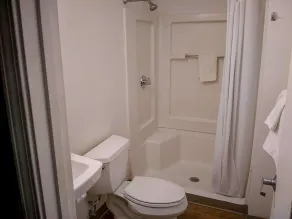 Studio 6 Extended Stay - Fayetteville, NC - Fort Liberty Area - Bathroom