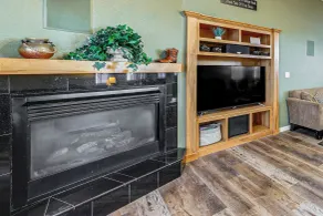 Napa Nearby! Large Home w/ Hot Tub & Dtwn Access - Interior