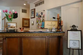 The Columbia Inn at Peralynna - Hall