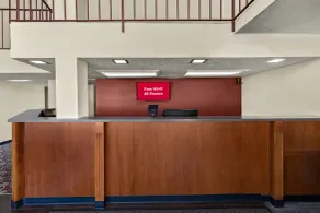 Red Roof Inn & Suites Cave City - Réception