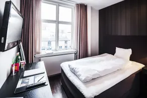 First Hotel Grand - Room