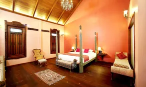 Ginger House Museum Hotel - Room