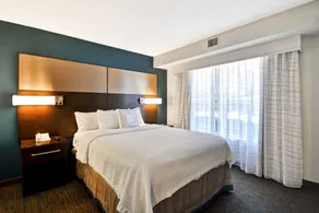 Residence Inn by Marriott Jacksonville Airport - Room