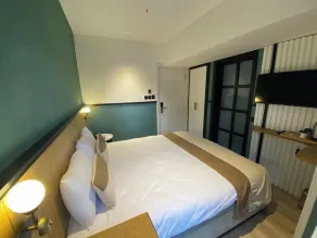 Fragments Hotel - Room