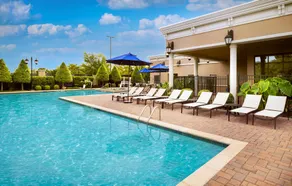 Hilton Dallas/Southlake Town Square - Piscina