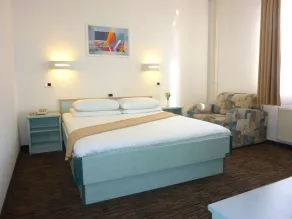 Lipa, Hotel & Bistro - Zimmer