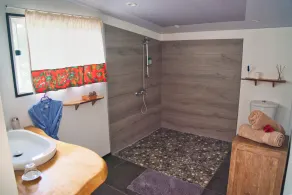 Te Ava Piti Lodge - Badezimmer