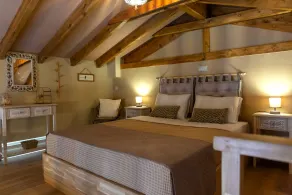 Strofilia House Near ATH Airport - Chambre