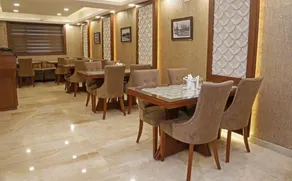 Clarks inn srinagar - Restaurant