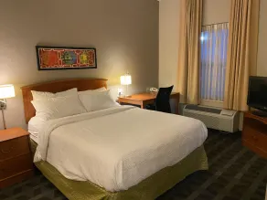 MainStay Suites Middleburg Heights Cleveland Airport - Chambre