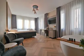 HOTEL ALKMAAR - Bar & Restaurant - Meeting & Events - Chambre