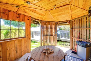 Chic Port Angeles Home w/ Oceanfront Balcony! - Innvendig