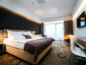 Q Hotel Plus Kraków - Room