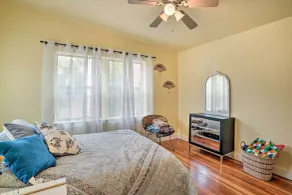 Cozy Las Cruces Gem: Fire Pit, Patio & Views! - Intérieur