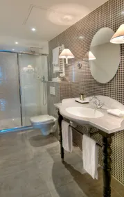 Hotel Fontaines du Luxembourg - Bathroom
