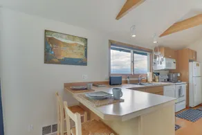 Cozy Flathead Lake Cabin w/ Picturesque View - Interiør
