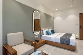 The Zuree Hotel - Room