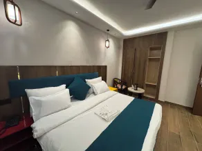 Hotel Ganga Aamantran - Chambre