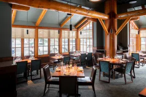 Banff Caribou Lodge and Spa - Restaurant