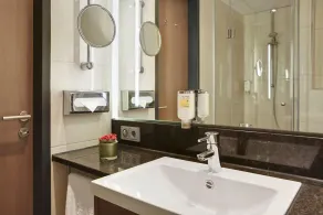 IntercityHotel Darmstadt - Badeværelse