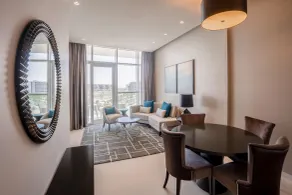 Radisson Dubai Damac Hills - Chambre