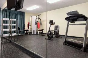 Days Inn by Wyndham Grand Island I-80 - Salle de remise en forme