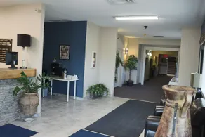 R&R Inn & Suites - Hall