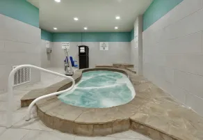 Holiday Inn Express & Suites Dallas - Duncanville by IHG - Pool