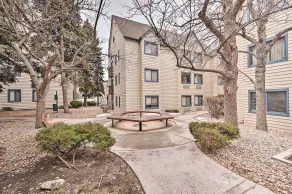 Condo w/ Patio & Pool Access in Greenwood Village! - Interiör
