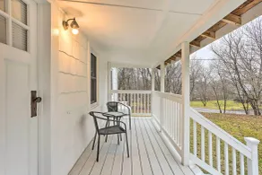 Cozy Campbell Hall Getaway w/ Porch! - Innenbereich