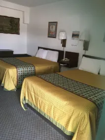 Kansan Motel - Chambre
