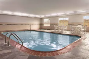 Country Inn & Suites by Radisson, Michigan City, IN - Pool