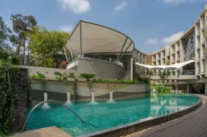 Radisson Blu Hotel & Residence Nairobi Arboretum - Pool