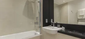 Citystay Living - Mill Park Apartments - Bathroom